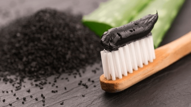 does charcoal toothpaste work